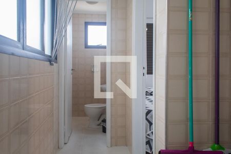 Área de Serviço de apartamento para alugar com 3 quartos, 120m² em Balneário Cidade Atlântica, Guarujá
