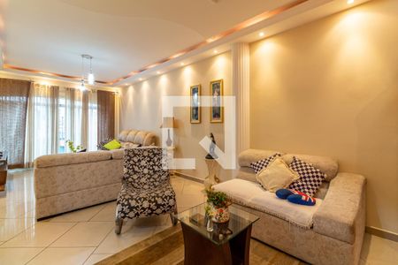 Sala 1 de casa à venda com 4 quartos, 486m² em Cidade Maia, Guarulhos