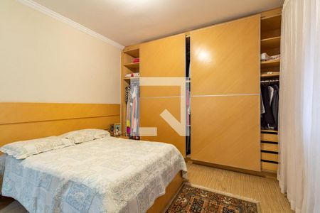 Casa à venda com 486m², 4 quartos e 6 vagas Casa à venda com 486m², 4 quartos e 6 vagasSuíte 2