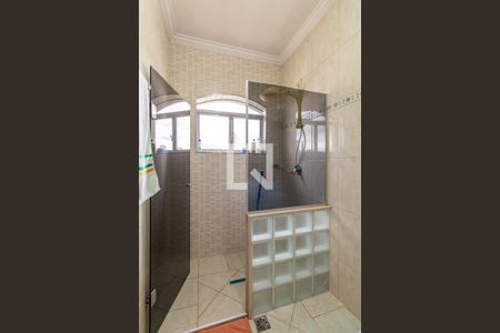 Casa à venda com 486m², 4 quartos e 6 vagas Casa à venda com 486m², 4 quartos e 6 vagasBanheiro da Suíte 2