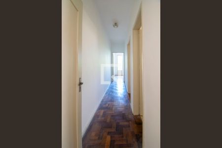 Corredor de apartamento para alugar com 2 quartos, 97m² em Azenha, Porto Alegre