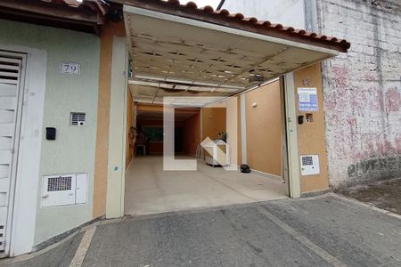 Casa à venda com 240m², 3 quartos e 2 vagasFachada