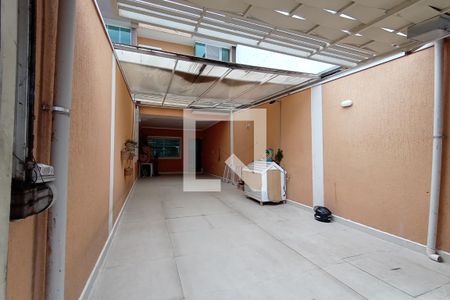 Casa à venda com 240m², 3 quartos e 2 vagasGaragem