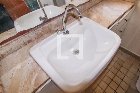 Banheiro de apartamento para alugar com 2 quartos, 50m² em Vila Prudente, São Paulo