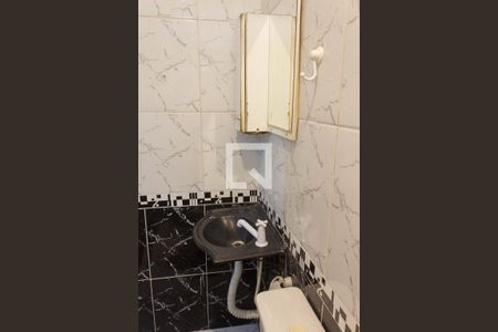 Casa à venda com 180m², 4 quartos e 3 vagasBanheiro