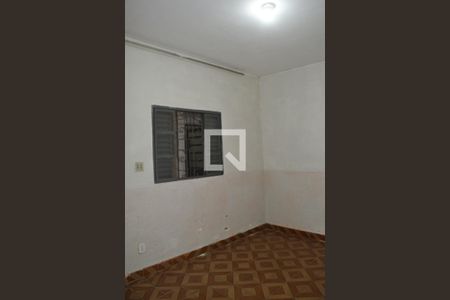 Casa à venda com 70m², 1 quarto e sem vagaSala/Quarto
