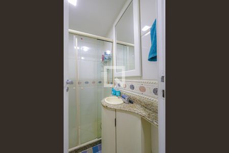 Apartamento à venda com 81m², 3 quartos e 1 vagaBanheiro Social