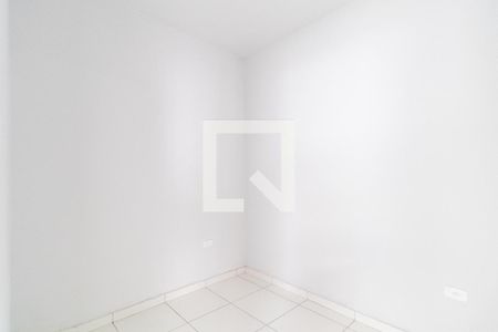 Quarto 1 de apartamento para alugar com 2 quartos, 30m² em Jardim Lucia, São Paulo