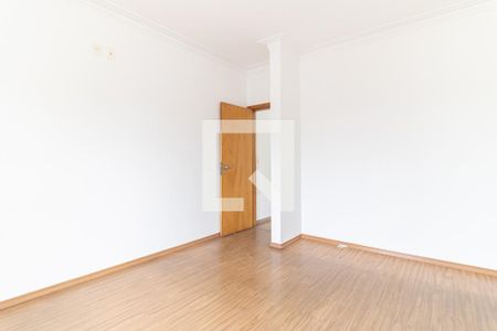 Casa para alugar com 230m², 3 quartos e 3 vagasSuíte