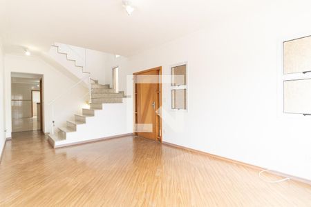 Sala de casa para alugar com 3 quartos, 230m² em Vila Brasílio Machado, São Paulo