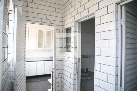 Apartamento para alugar com 155m², 3 quartos e sem vaga Apartamento para alugar com 155m², 3 quartos e sem vaga Área de Serviço