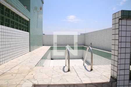 Apartamento para alugar com 155m², 3 quartos e sem vaga Apartamento para alugar com 155m², 3 quartos e sem vagaPiscina