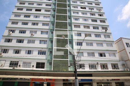 Apartamento para alugar com 155m², 3 quartos e sem vaga Apartamento para alugar com 155m², 3 quartos e sem vagaFachada