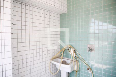 Apartamento para alugar com 155m², 3 quartos e sem vaga Apartamento para alugar com 155m², 3 quartos e sem vagaArea de serviço 2