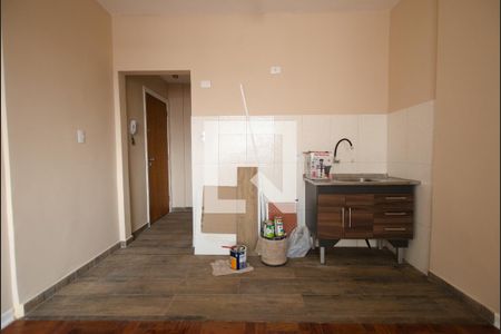 Cozinha de apartamento à venda com 1 quarto, 28m² em Liberdade, São Paulo