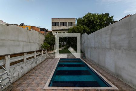 Casa para alugar com 200m², 2 quartos e 10 vagasPiscina