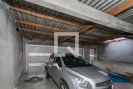 Casa para alugar com 200m², 2 quartos e 10 vagasEscada - Garagem