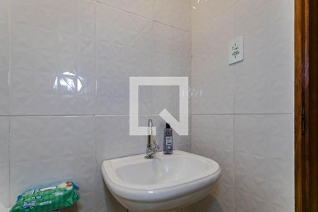 Casa para alugar com 200m², 2 quartos e 10 vagasBanheiro 2