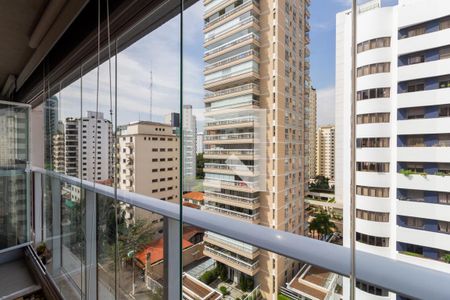 Varanda de kitnet/studio à venda com 1 quarto, 41m² em Indianópolis, São Paulo
