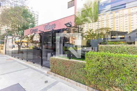 Apartamento para alugar com 168m², 3 quartos e 3 vagas Apartamento para alugar com 168m², 3 quartos e 3 vagasEntrada