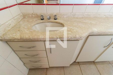 Apartamento para alugar com 168m², 3 quartos e 3 vagas Apartamento para alugar com 168m², 3 quartos e 3 vagasBanheiro da Suíte 1