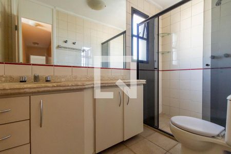 Apartamento para alugar com 168m², 3 quartos e 3 vagas Apartamento para alugar com 168m², 3 quartos e 3 vagasBanheiro da Suíte 1