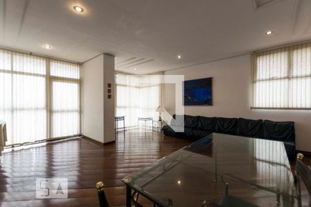 Apartamento para alugar com 168m², 3 quartos e 3 vagas Apartamento para alugar com 168m², 3 quartos e 3 vagasÁrea comum - Salão de festas