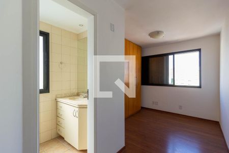 Apartamento para alugar com 168m², 3 quartos e 3 vagas Apartamento para alugar com 168m², 3 quartos e 3 vagasSuíte 2