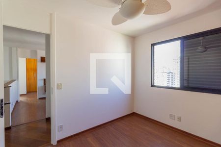 Apartamento para alugar com 168m², 3 quartos e 3 vagas Apartamento para alugar com 168m², 3 quartos e 3 vagasQuarto