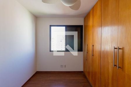 Apartamento para alugar com 168m², 3 quartos e 3 vagas Apartamento para alugar com 168m², 3 quartos e 3 vagasQuarto