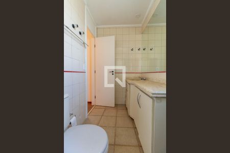 Apartamento para alugar com 168m², 3 quartos e 3 vagas Apartamento para alugar com 168m², 3 quartos e 3 vagasBanheiro da Suíte 1