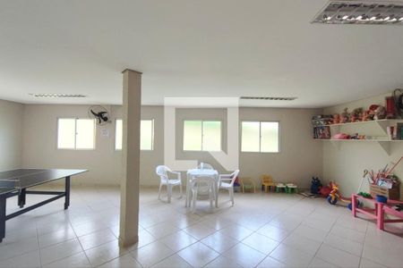 Apartamento à venda com 47m², 2 quartos e 1 vaga Apartamento à venda com 47m², 2 quartos e 1 vagaÁrea comum - Salão de festas