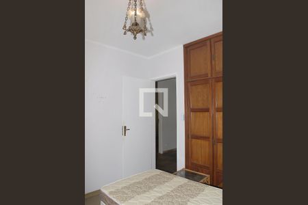 Quarto 1 de casa para alugar com 4 quartos, 80m² em Horto Florestal, São Paulo