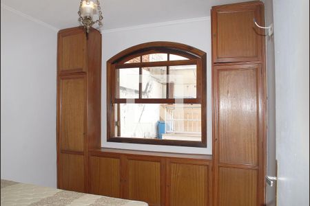 Quarto 1 de casa para alugar com 4 quartos, 80m² em Horto Florestal, São Paulo