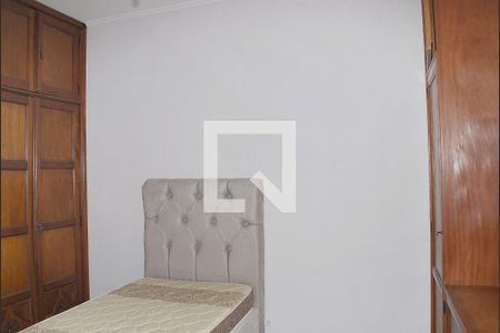 Quarto 1 de casa para alugar com 4 quartos, 80m² em Horto Florestal, São Paulo