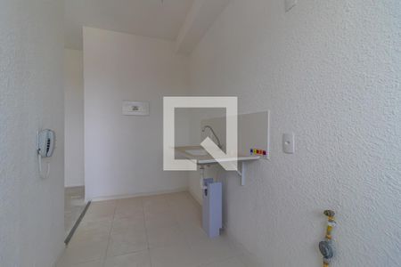 Apartamento à venda com 40m², 2 quartos e sem vaga Apartamento à venda com 40m², 2 quartos e sem vagaCozinha e Área de Serviço