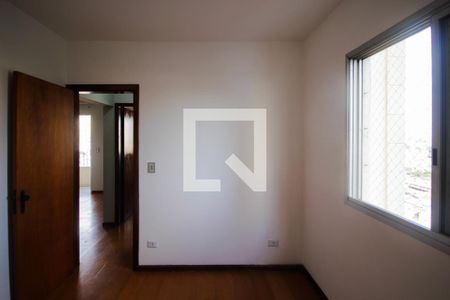 Quarto 1 de apartamento para alugar com 2 quartos, 63m² em Vila Vera, São Paulo