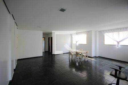 Apartamento para alugar com 63m², 2 quartos e 1 vagaÁrea comum - Salão de festas