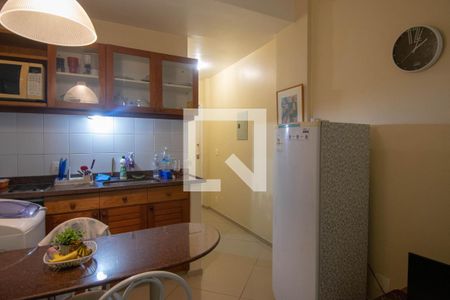 Sala de kitnet/studio para alugar com 1 quarto, 28m² em Copacabana, Rio de Janeiro