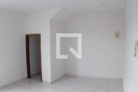 Quarto de kitnet/studio para alugar com 1 quarto, 40m² em Curicica, Rio de Janeiro