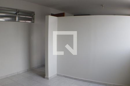 Quarto de kitnet/studio para alugar com 1 quarto, 40m² em Curicica, Rio de Janeiro