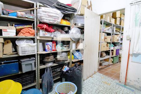 Casa à venda com 780m², 4 quartos e 5 vagas Casa à venda com 780m², 4 quartos e 5 vagasÁrea de Serviço