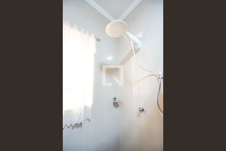 Casa para alugar com 150m², 3 quartos e 6 vagasChuveiro