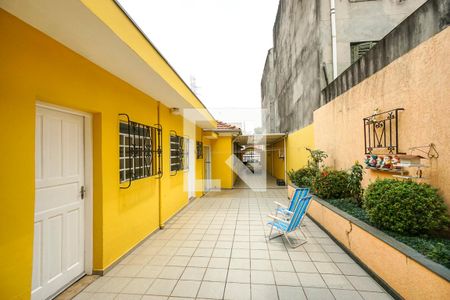 Casa para alugar com 150m², 3 quartos e 6 vagasQuintal