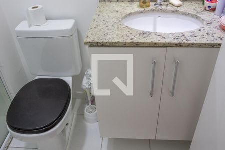 Apartamento à venda com 58m², 2 quartos e 2 vagasBanheiro da Suíte