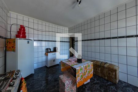 Casa à venda com 400m², 6 quartos e 4 vagasCozinha 2
