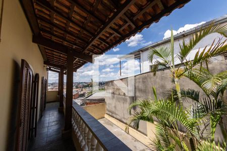 Casa à venda com 400m², 6 quartos e 4 vagasVaranda