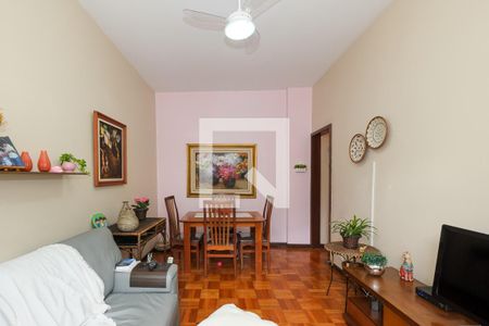 Apartamento à venda com 80m², 2 quartos e 1 vagaSala