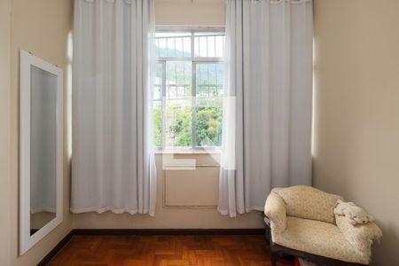 Apartamento à venda com 80m², 2 quartos e 1 vagaQuarto 2