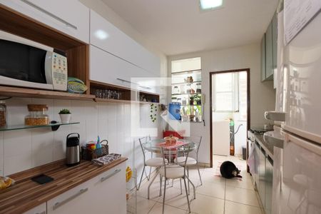 Apartamento à venda com 80m², 2 quartos e 1 vagaCozinha